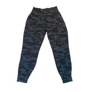 Athleta Camo Joggers (M)